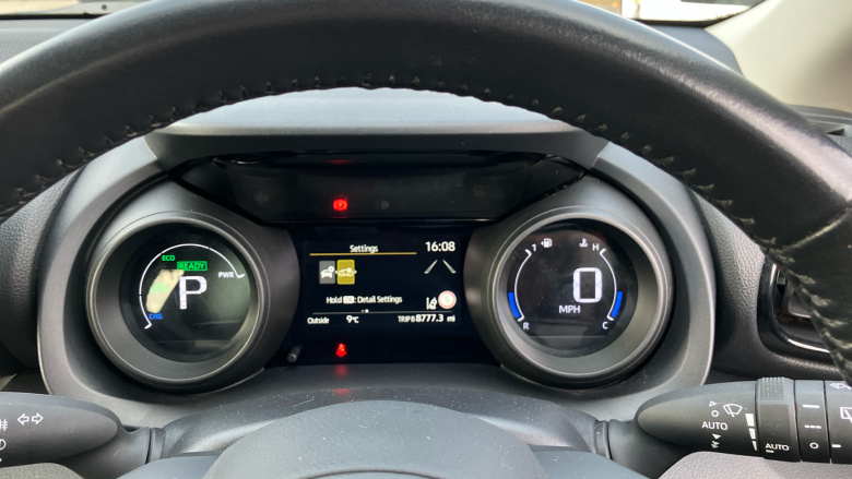 Toyota Yaris 1.5 Hybrid Design 5dr CVT Hybrid Hatchback